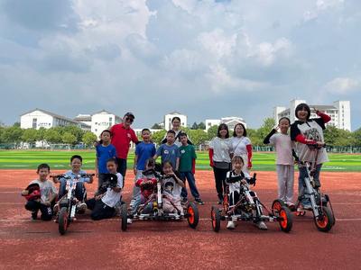 园区企业打造“玩具梦工厂” 宠物服务让童年梦想照进工业现实